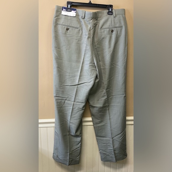 Chaps Olive Khaki Mens Dress Pants Size 38x32 NWT - Picture 2 of 3
